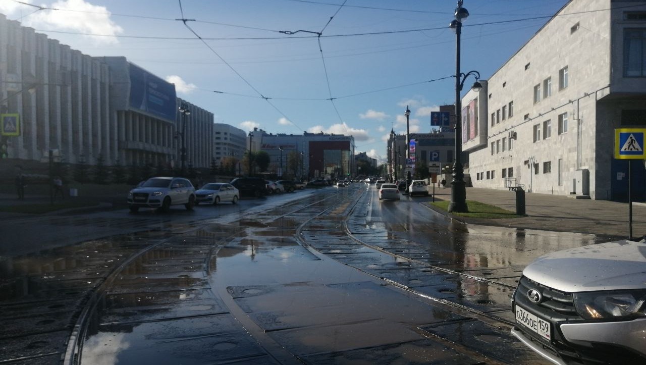 В Перми утром 23 августа затопило несколько улиц в центре Перми