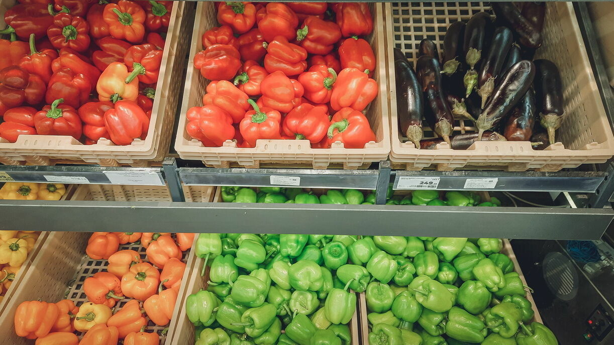 С начала года в Прикамье ввезли почти 200 тонн овощей и фруктов