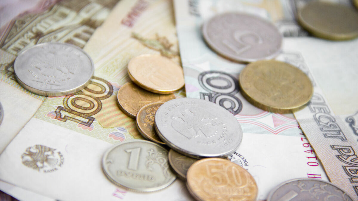 За попытку дать взятку в 100 рублей суд оштрафовал пермяка на 6 тыс. рублей