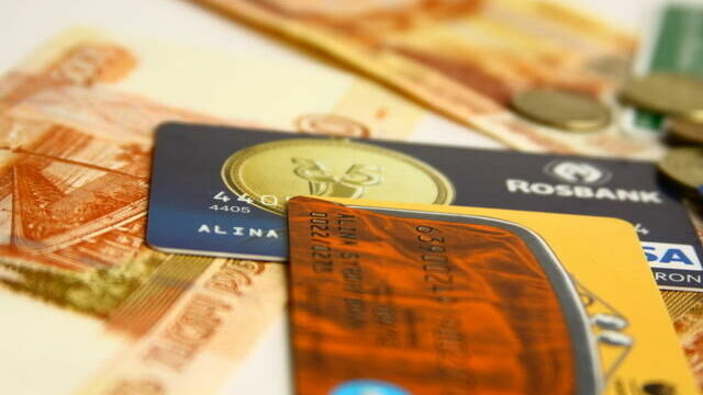 В Прикамье сотрудник банка оформлял «кредитки» на ничего не подозревающих граждан
