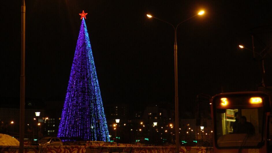 На эспланаде 1 декабря отметят «День рождения пермской елки»