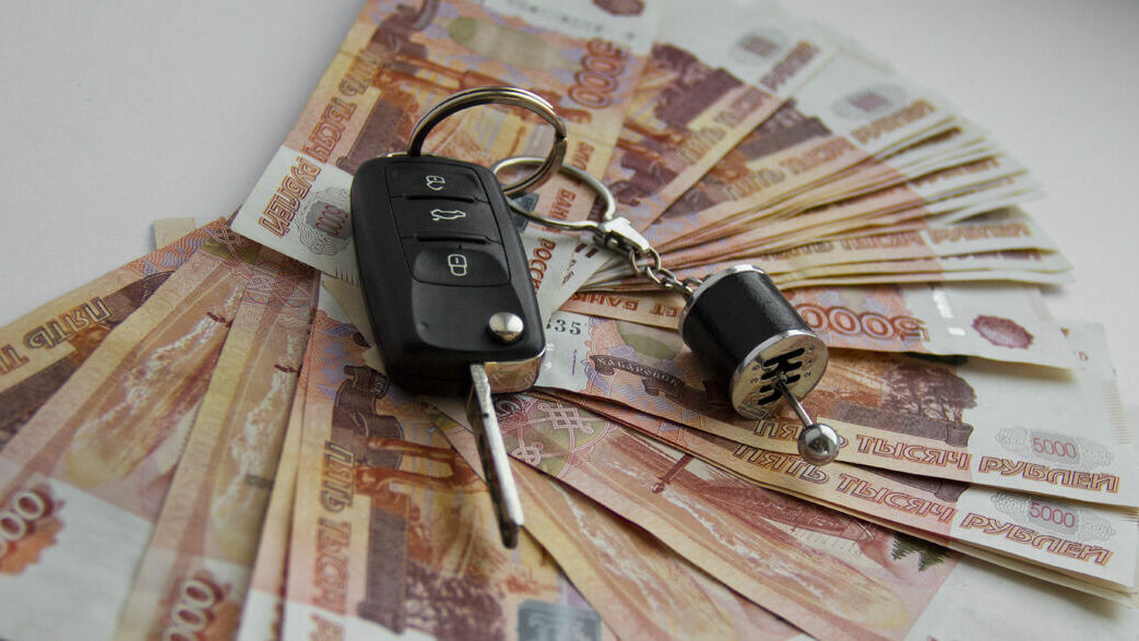Доля купленных в кредит автомобилей в России превысила 40%