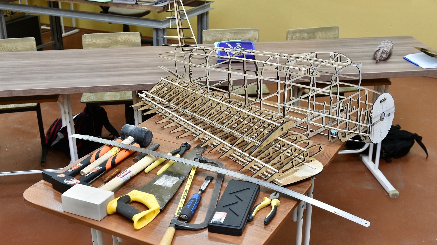 135 школа в Перми получила оборудование и инструменты для уроков труда 