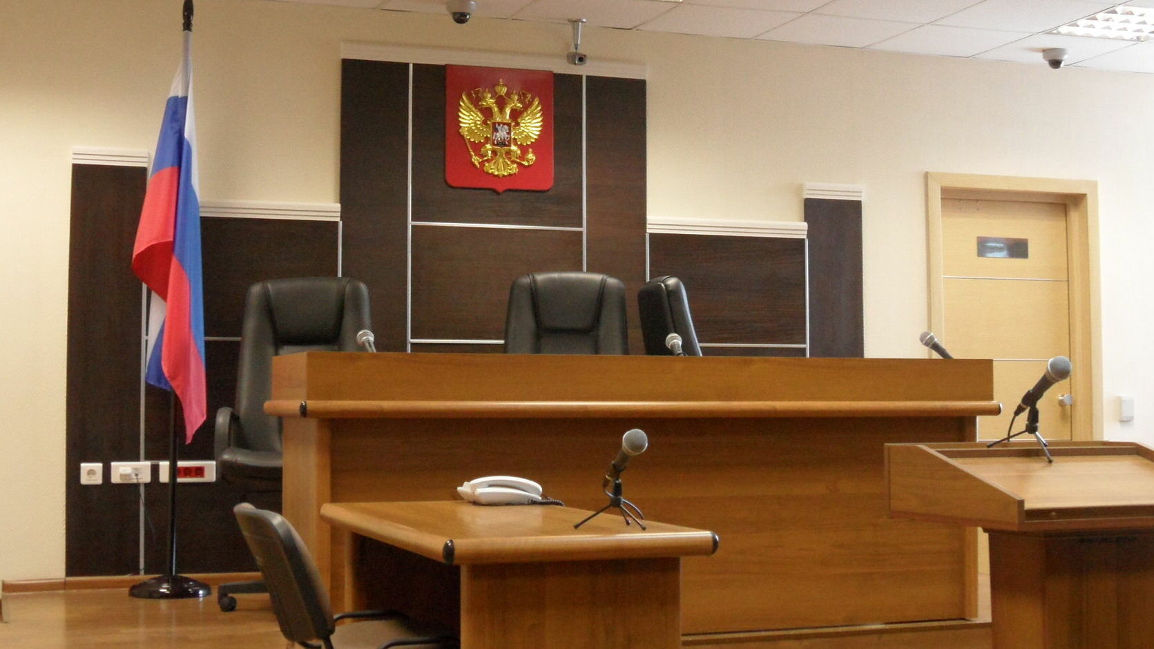 В Александровске за угрозы прокурору осужден 42-летний мужчина