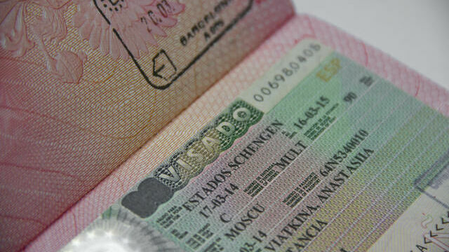 В Госдуме предлагают выдавать визы с учетом «национальных интересов России»
