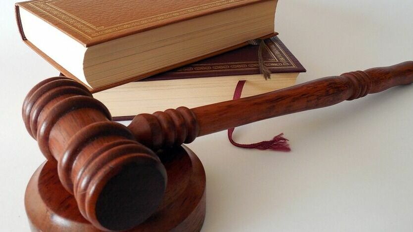 Жительнице Губахи через суд возместили тройную стоимость бракованного iPhone