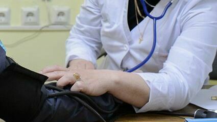 14 врачам-взяточникам вынесли приговор в виде штрафов до 13,5 млн рублей