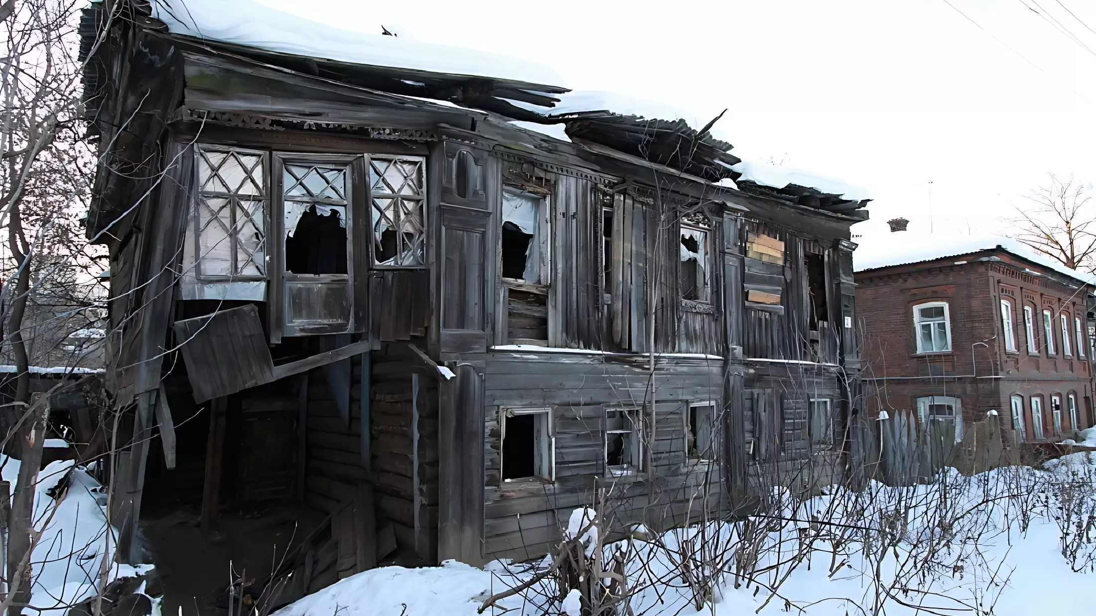 Прокуратура через суд требует расселить девять домов в Горнозаводском округе