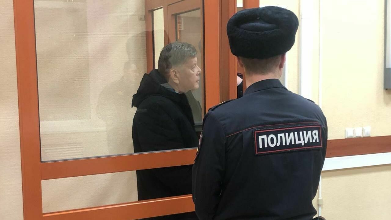Суд продлил домашний арест замглавы администрации Дзержинского района Перми на 2 месяца