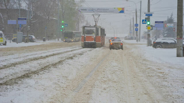 Очевидец: «Недалеко от «Стахановского кольца» у трамвая №11 отказали тормоза»