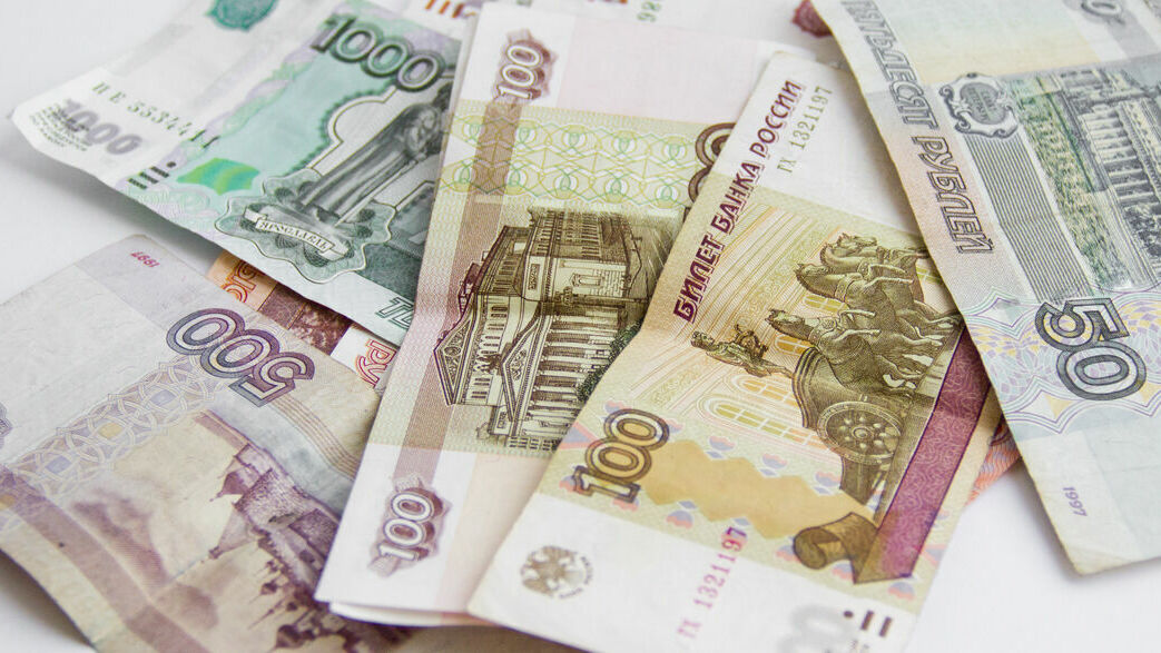В России в 2017 году появятся купюры номиналом 200 и 2000 рублей