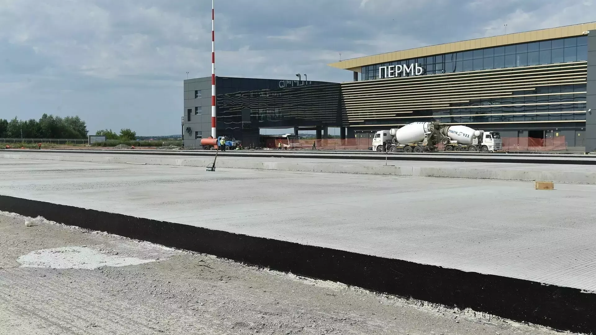 С подрядчика реконструкции пермского аэродрома требуют 478,4 миллионов рублей