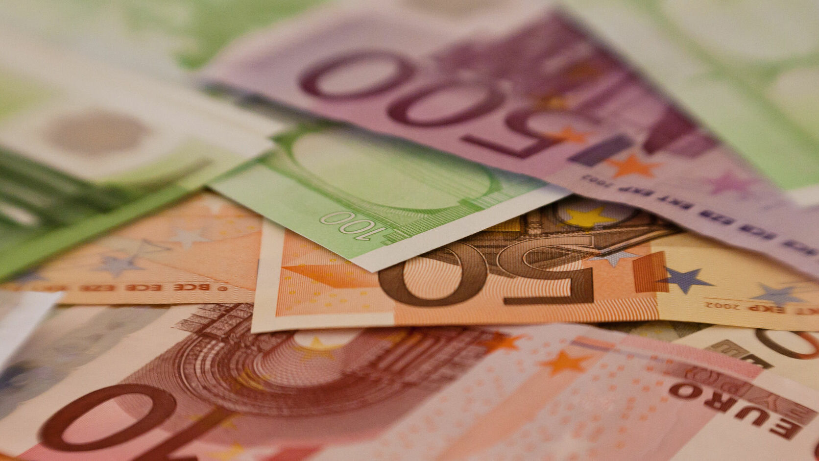 Время покупать евро. Эксперт Properm.ru советует сейчас готовиться к заграничным отпускам