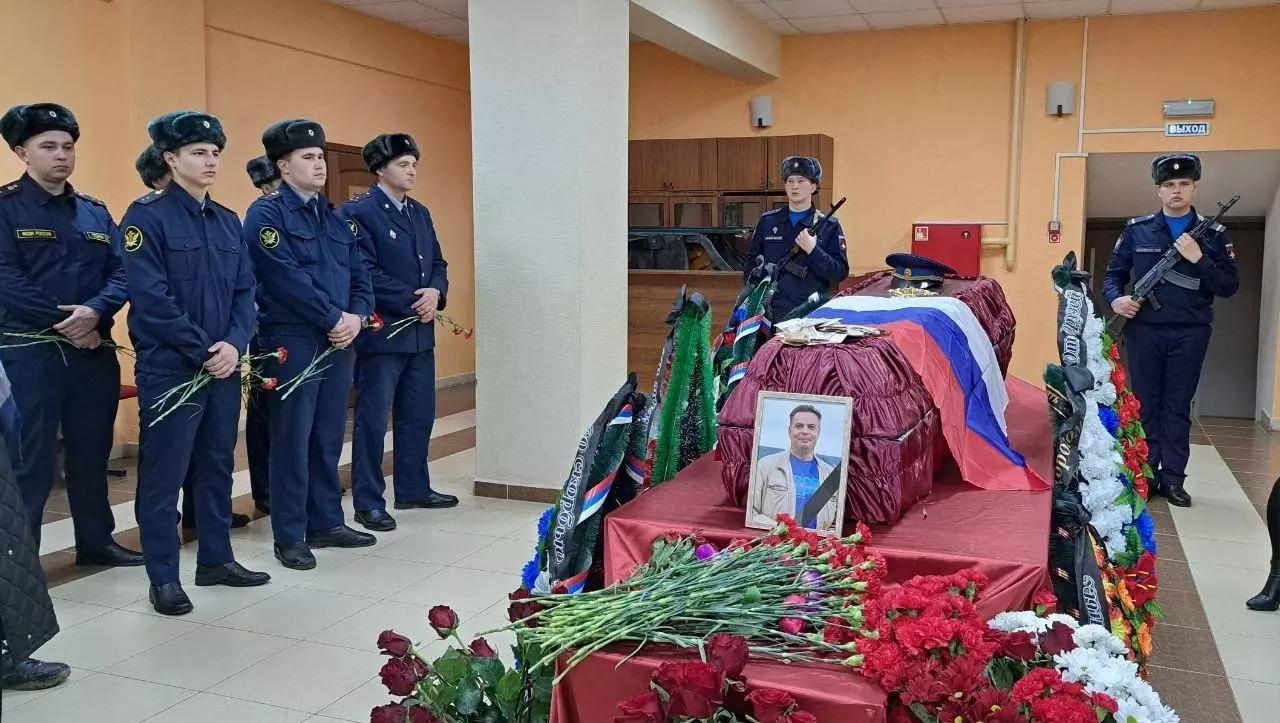 В Оханске простились с 37-летним младшим сержантом, погибшим на СВО