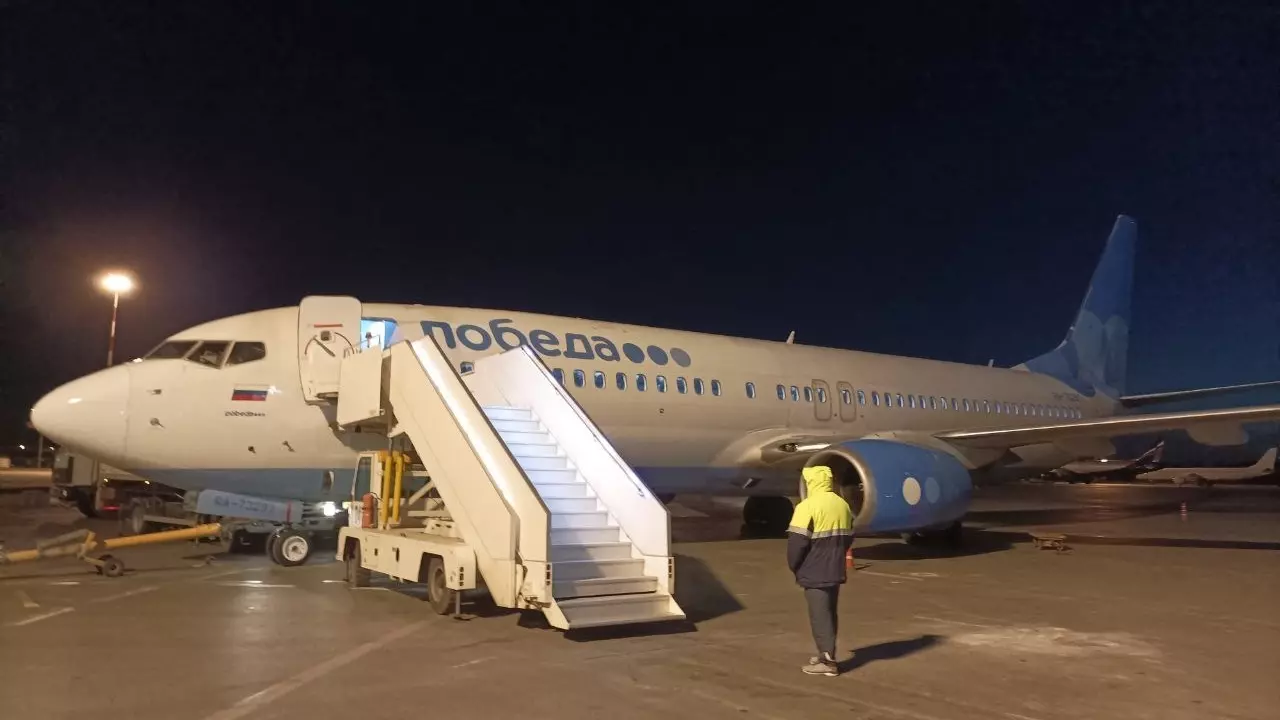 Самолет из Перми в Сочи экстренно приземлился в аэропорту Уфы