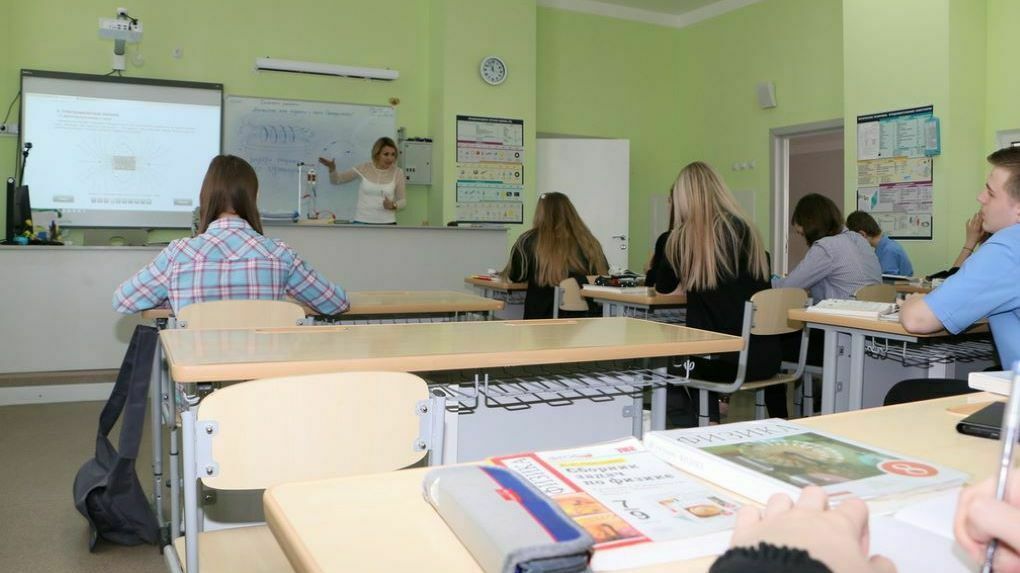 В Пермском крае прививку от коронавируса сделали 183 подростка