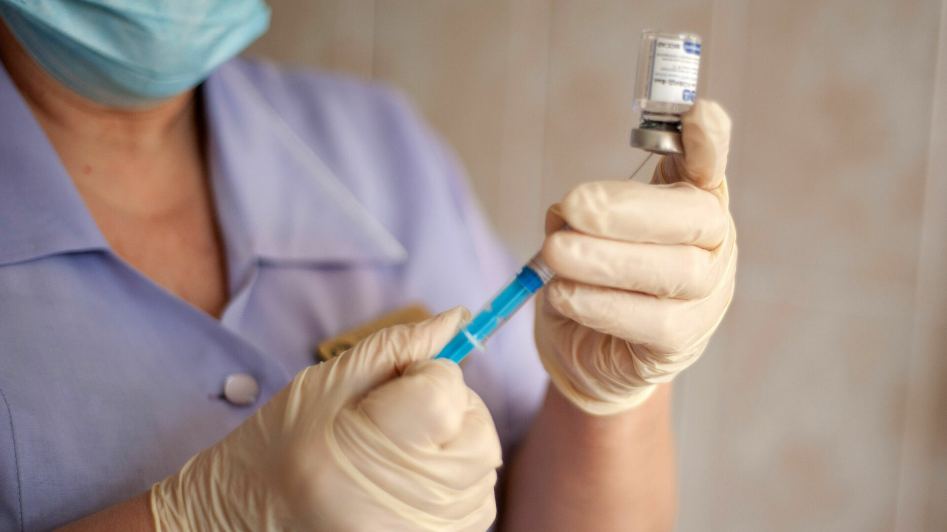 Авторы журнала The Lancet заявили о низком числе побочных эффектов у вакцины «Спутник Лайт»