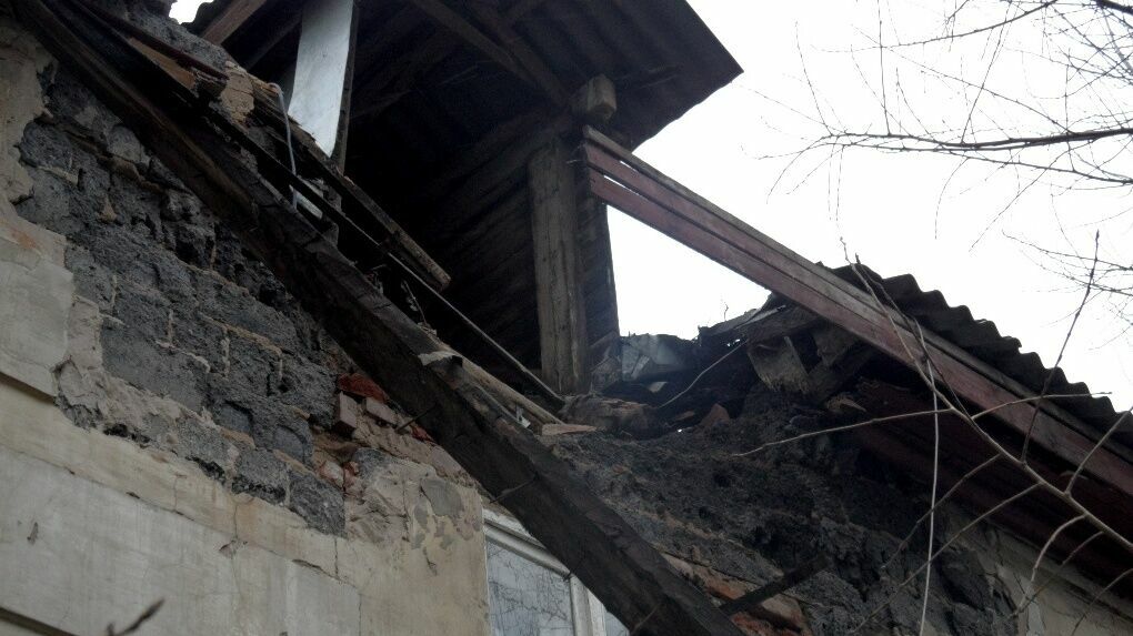 За течь с крыши жительница Прикамья взыскала с управляющей компании более 300 тысяч рублей