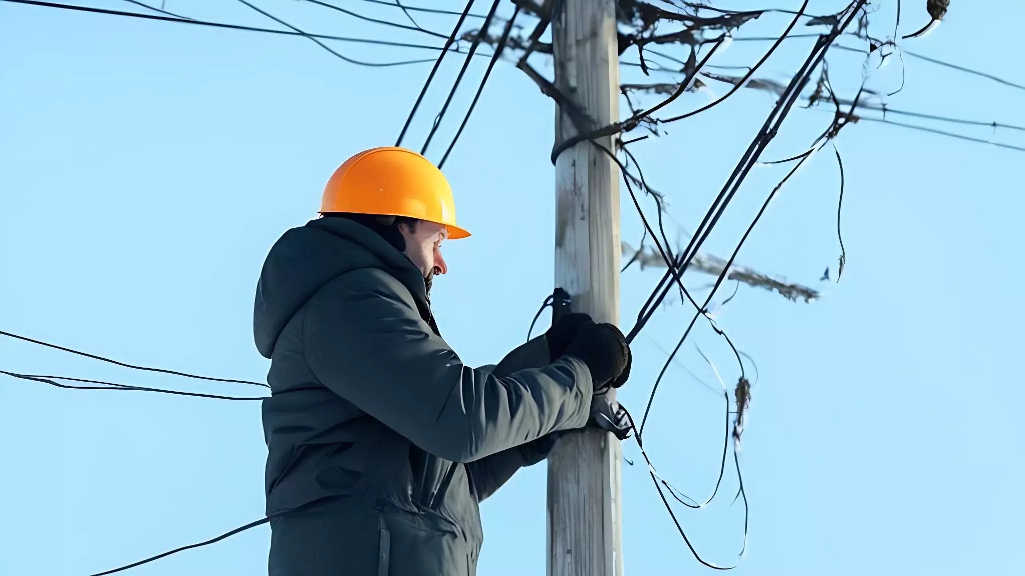 В деревне Пермского округа Берег Камы нашли вора электричества