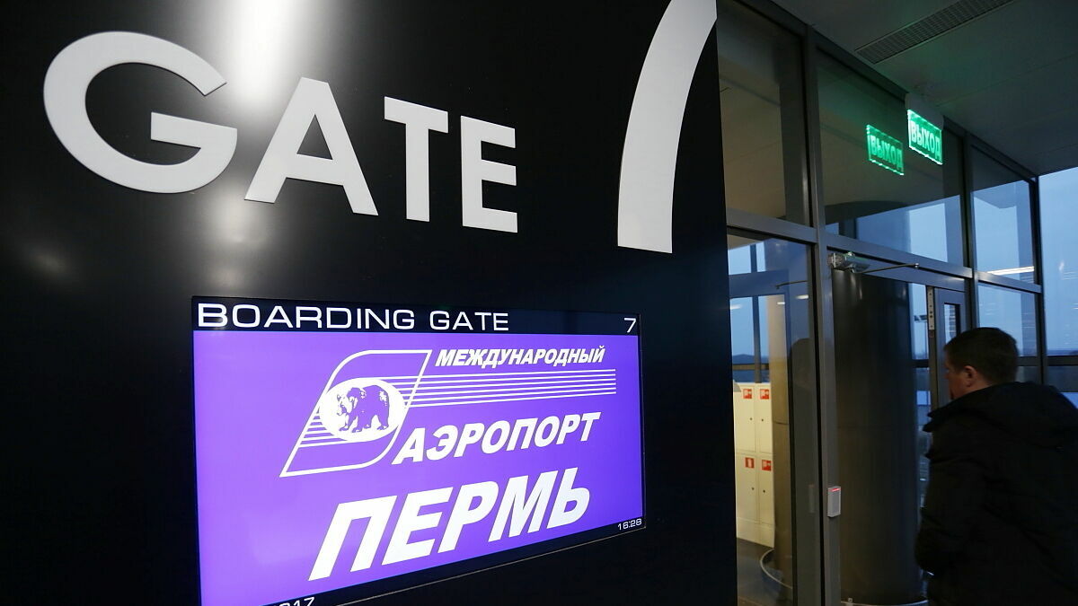 Пермский аэропорт вновь задерживает рейсы из-за снегопада