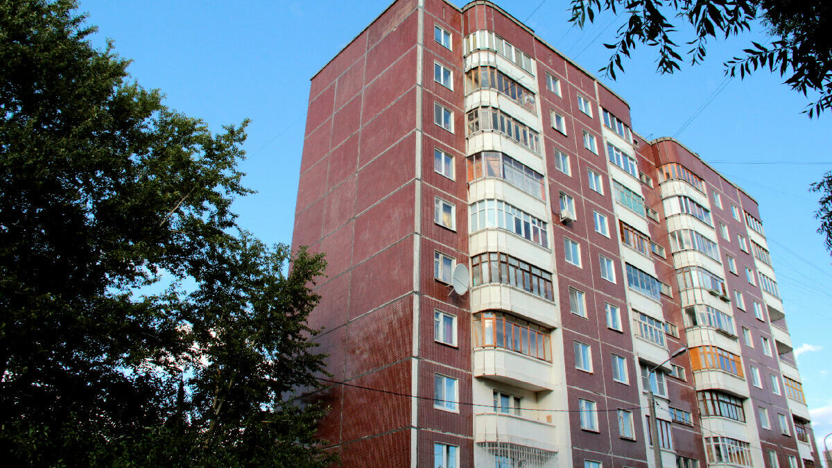 Жильцы дома на Беляева, 43 не смогут вернуться в квартиры еще сутки