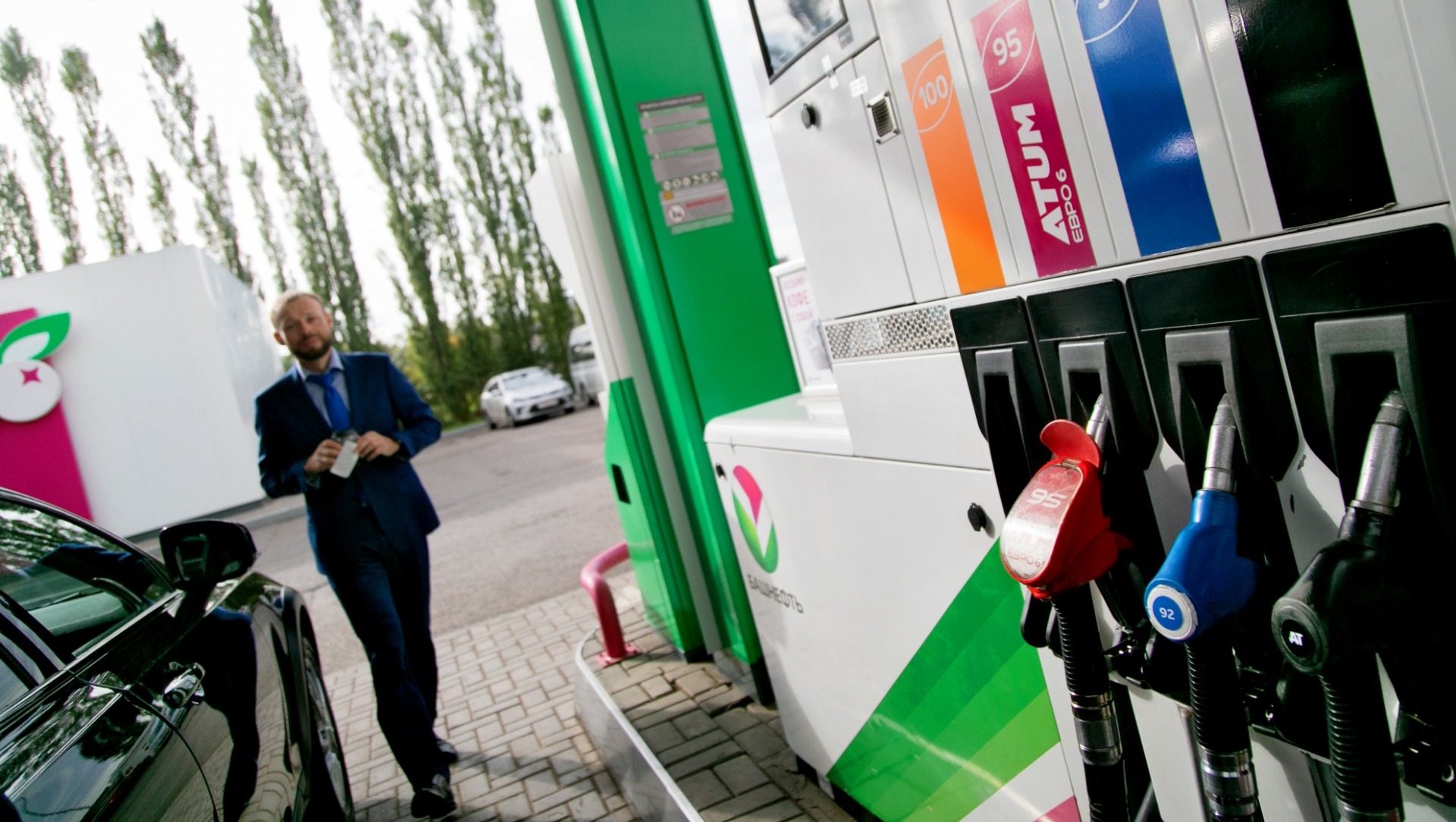 Росстат: цены на бензин в Пермском крае растут 22-ю неделю подряд