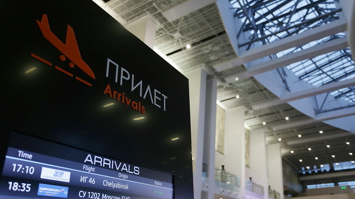 Пассажиры вернувшегося в Москву рейса прилетели в Пермь на SSJ-100