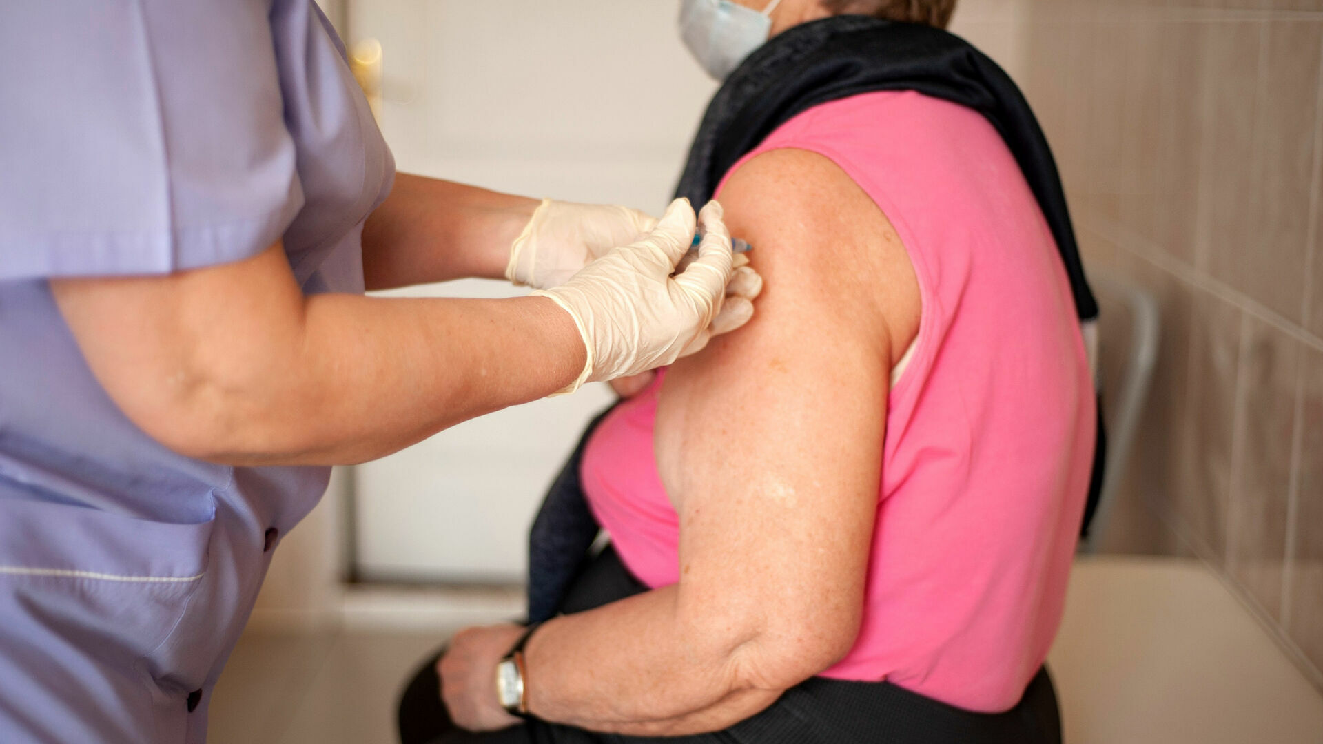 В Перми вновь начали работать мобильные пункты вакцинации от коронавируса