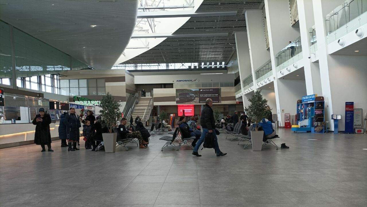 В аэропорту Перми утром 18 марта задержались три рейса