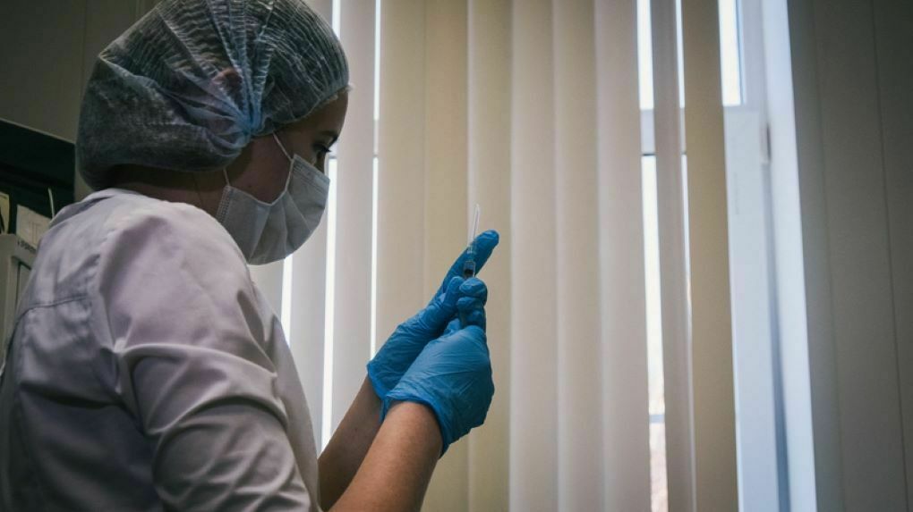В Пермский край привезено еще 4,7 тысячи комплектов вакцины от коронавируса