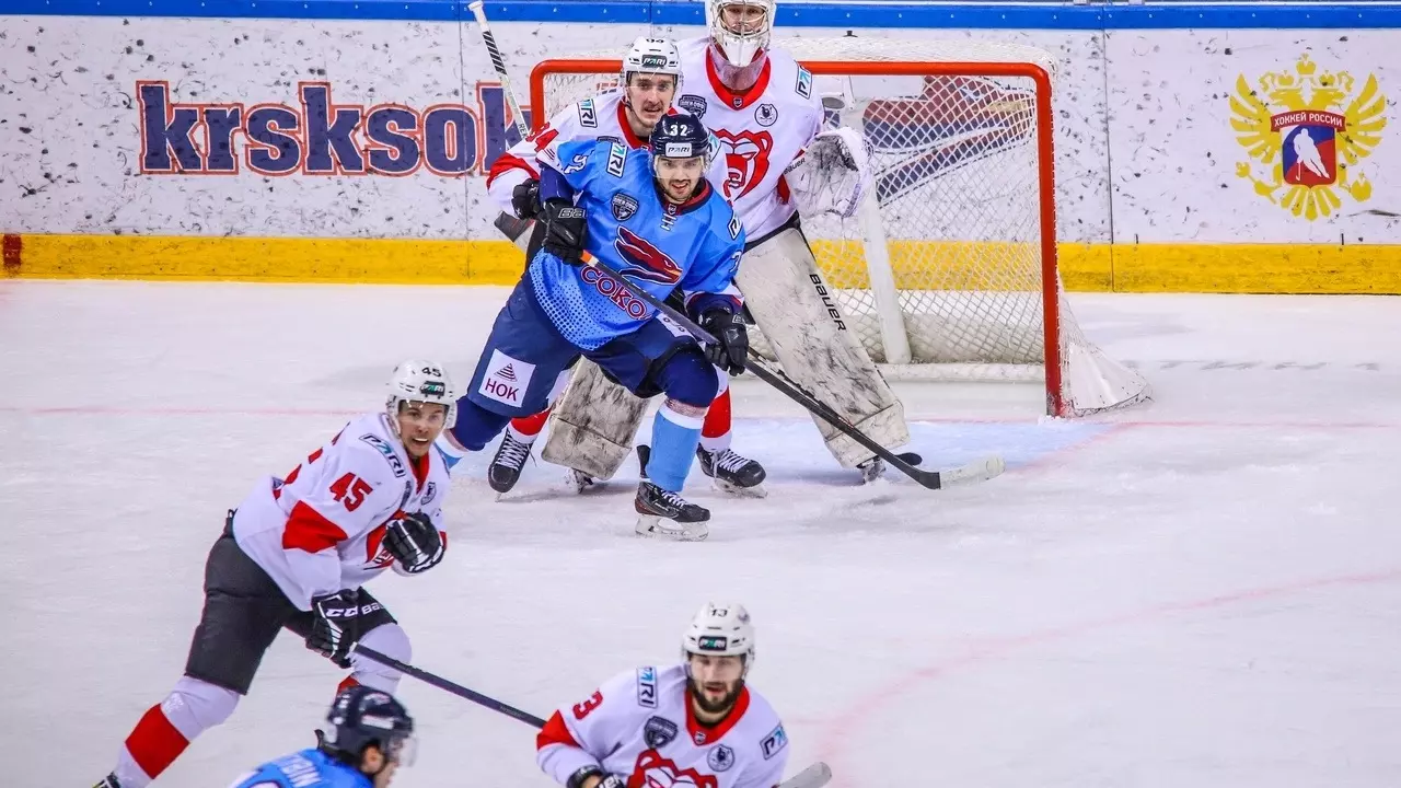 «Молот» уступил в заключительном матче выездной серии в Красноярске