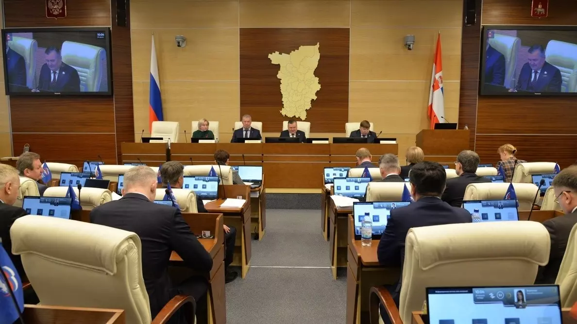 Спикер краевого парламента Валерий Сухих анонсировал повестку предстоящего заседания