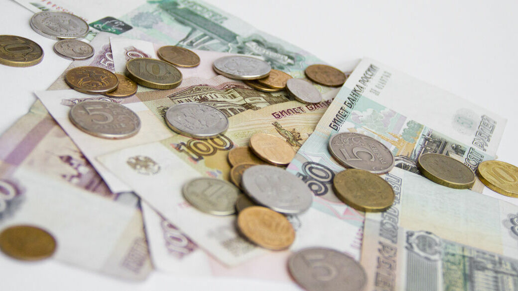 Пермьстат: Долги по зарплате в Прикамье уменьшились почти в два раза