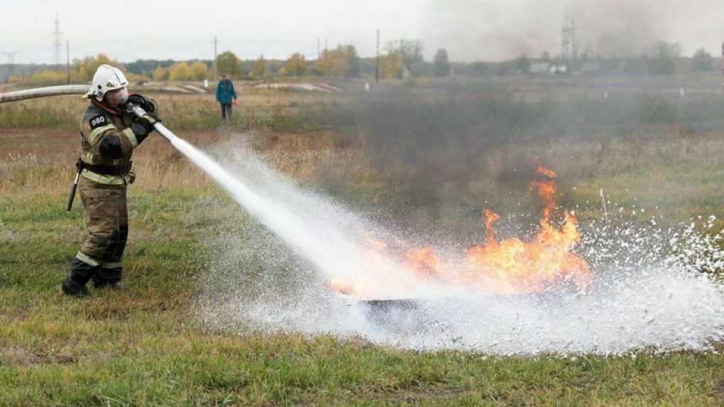 МЧС предупреждает о чрезвычайной пожарной опасности в Пермском крае