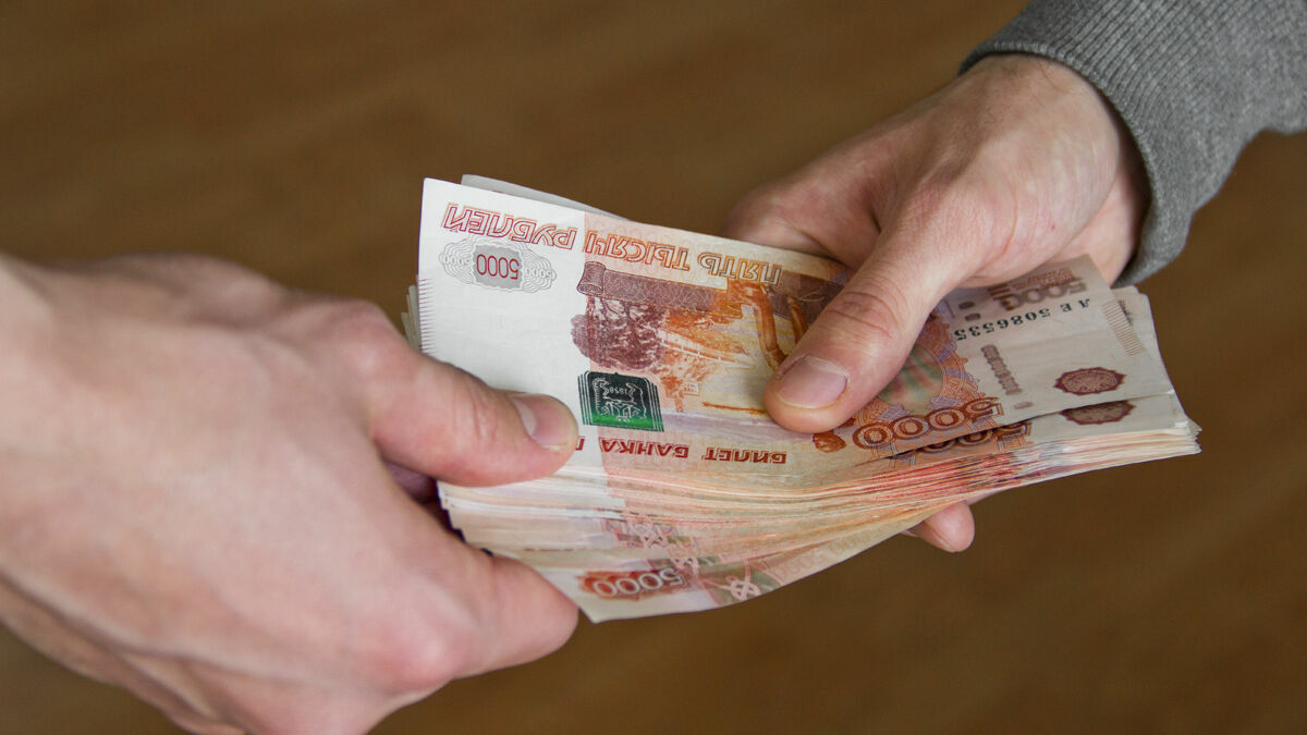 Руководителей трех пермских УК отправили в колонию за хищение 26,8 миллиона рублей