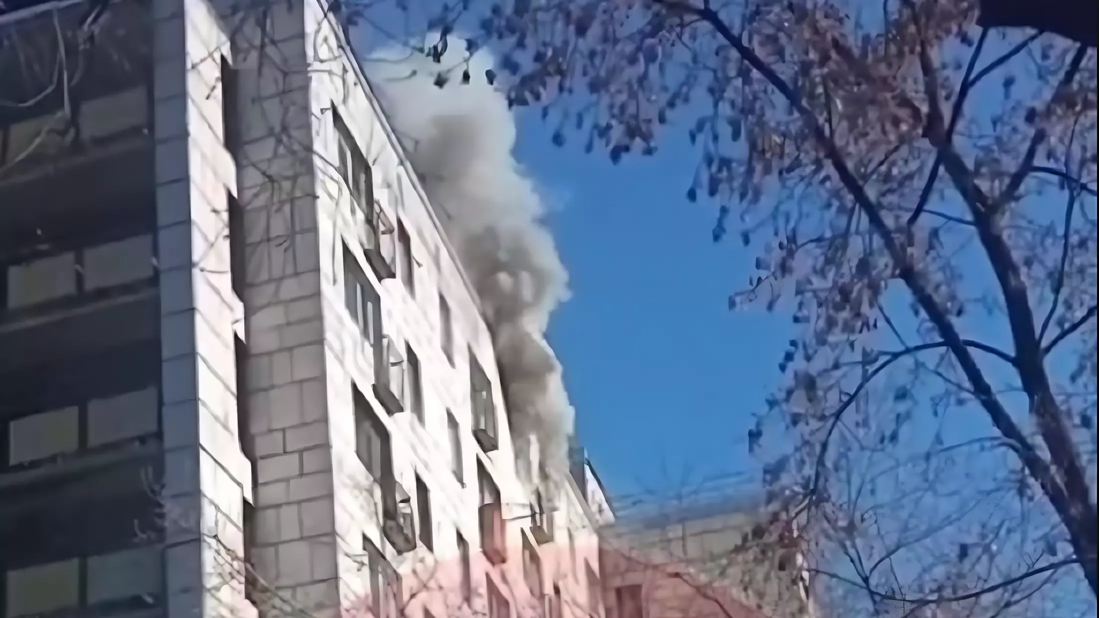 В Перми на пожаре в жилом доме погибли два человека