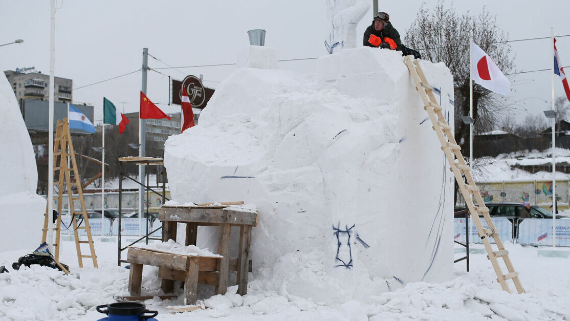 Власти закупят для «экологичного» новогоднего городка лед и снег на 9,5 млн рублей