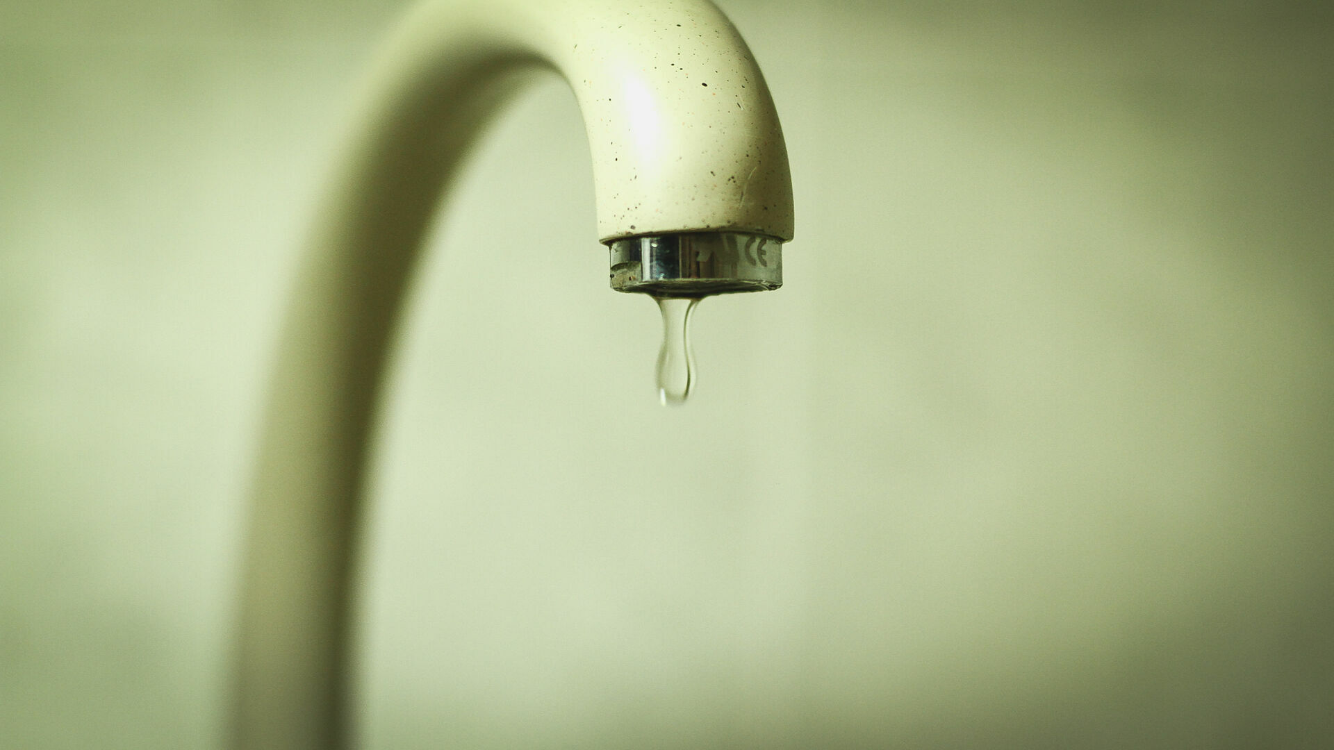 В Перми в начале декабря в трех десятках домов отключат воду