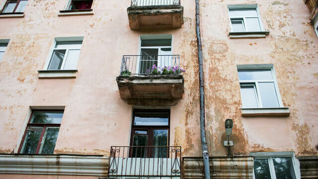 Прокуратура заставила ТСЖ укрепить балконы в центре Перми