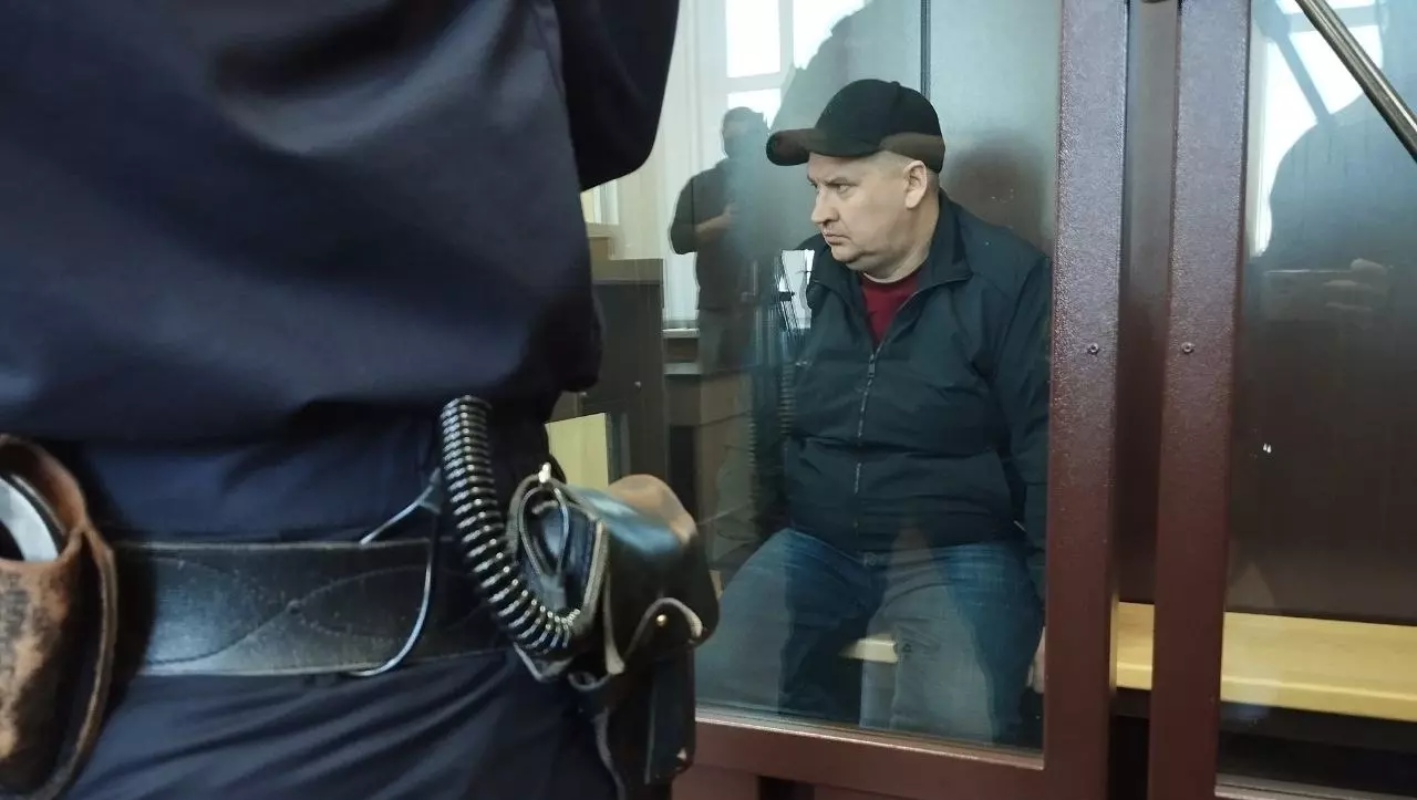 Появилось видео жесткого задержания начальника ИК-29 в Перми Дмитрия Ассанова