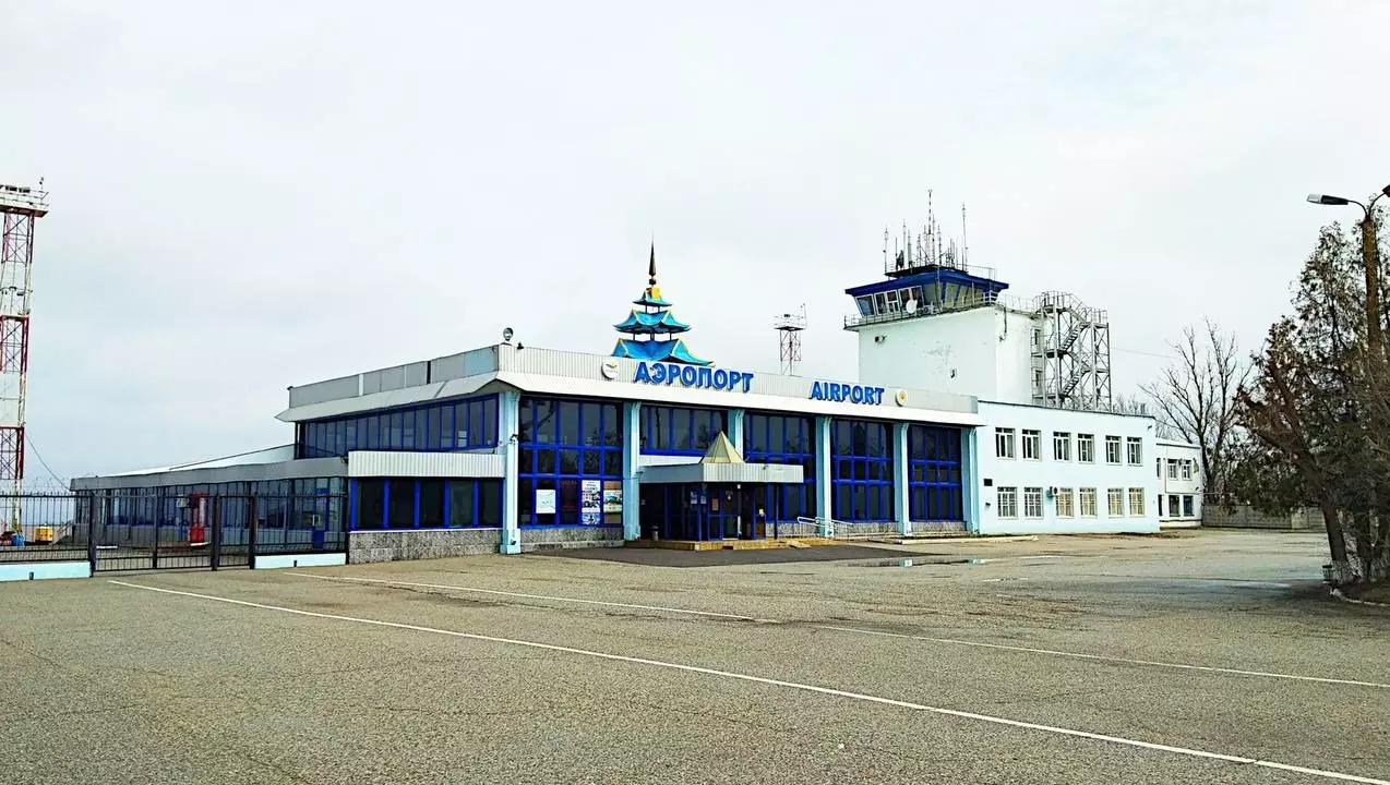 С 3 мая возобновит работу аэропорт в Элисте