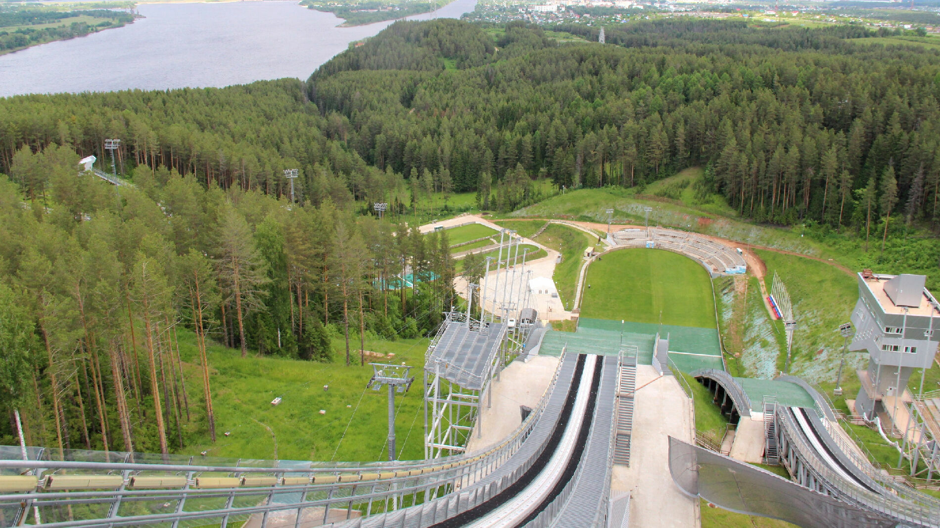 В Березниках стартуют Всероссийские соревнования по прыжкам на лыжах с трамплина