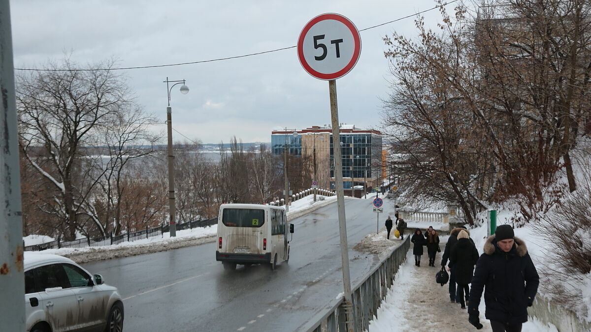 В начале марта по аварийному путепроводу у Перми-I запустят «тяжелые» автобусы
