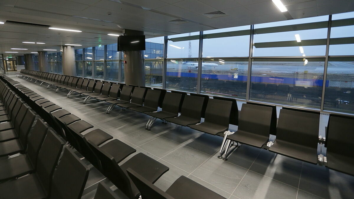 Обслуживание депутатов Заксобрания в VIP-зале пермского аэропорта обойдется бюджету в 386 тысяч рублей