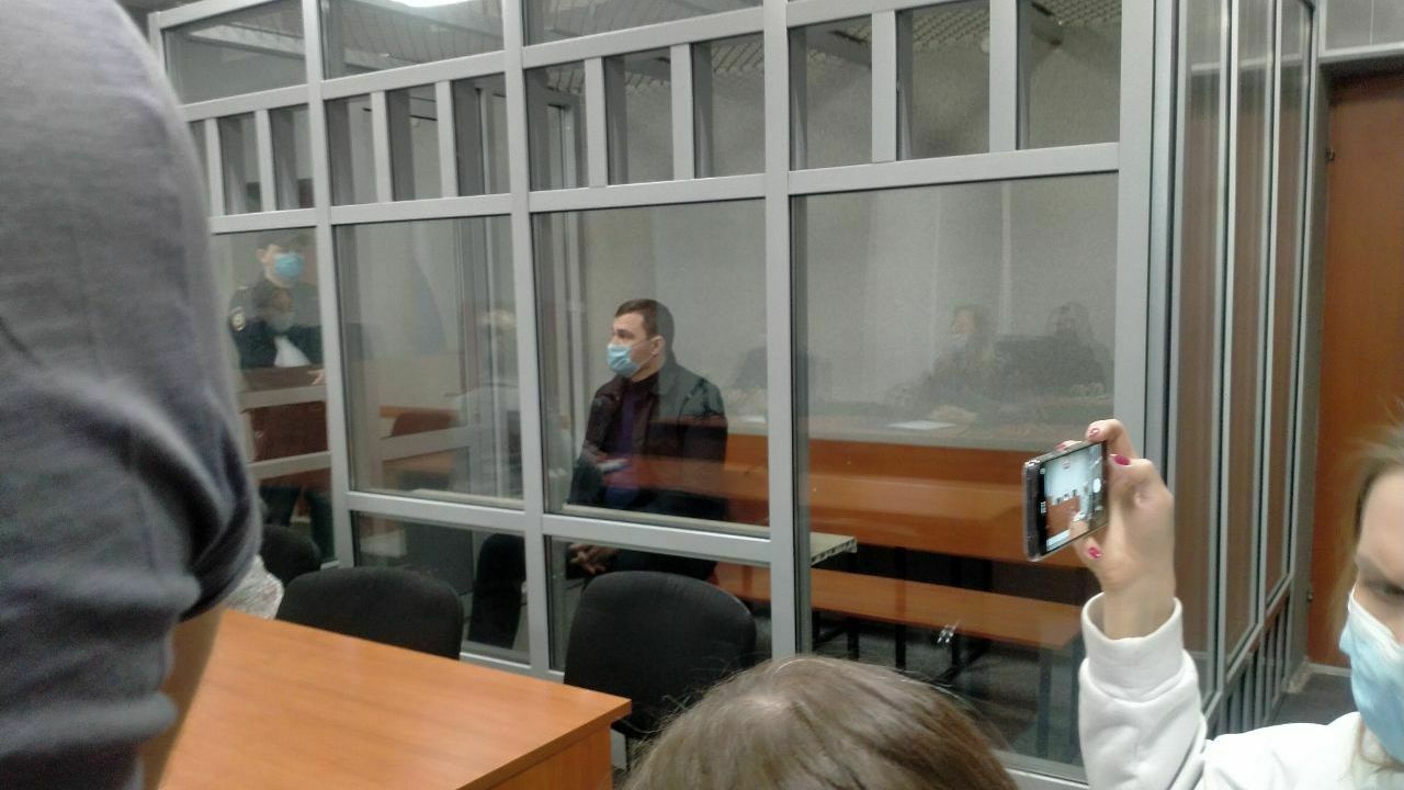 Устроившего дебош экс-депутата Прикамья Александра Телепнева оставили на свободе на время следствия