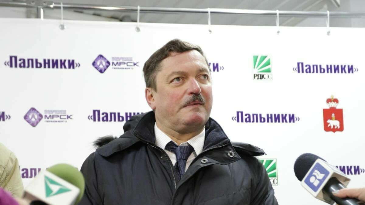 Бывший вице-премьер Олег Демченко дал показания по делу Алмаза Закиева, обвиняемого в коррупции
