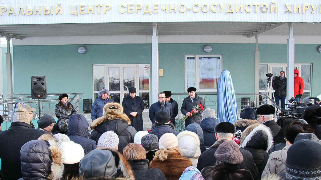 Фотофакт: в «Городе сердца» открыли памятник Сергею Суханову