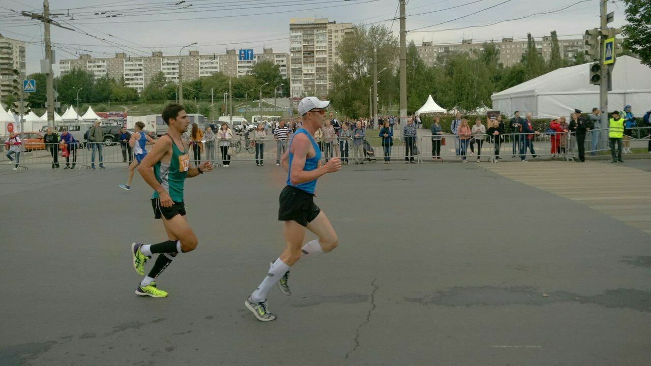 В Пермском международном марафоне победили Сафронов и Кушниренко