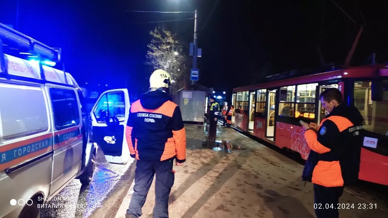 В ГИБДД рассказали подробности об аварии, в которой пермяка переехал трамвай