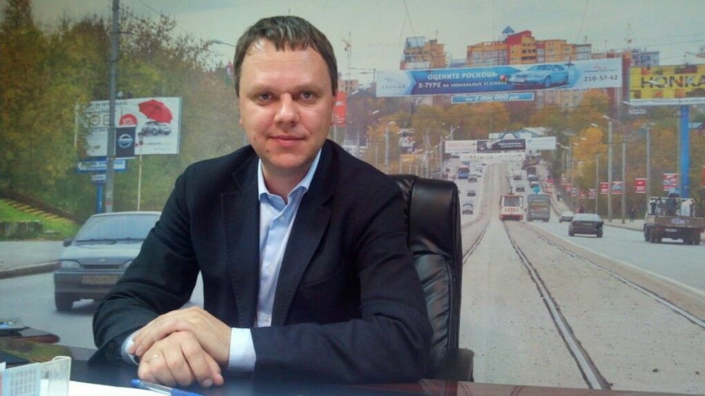 Илья Денисов уходит с поста начальника департамента дорог и транспорта